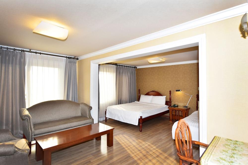 La Vie Dor Hotel And Resort, Trademark Collection By Wyndham Hwaseong Exterior photo