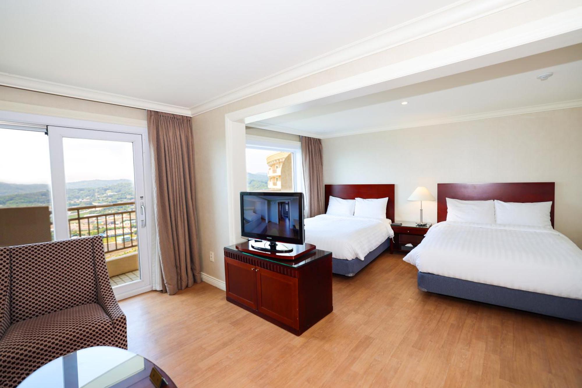 La Vie Dor Hotel And Resort, Trademark Collection By Wyndham Hwaseong Exterior photo