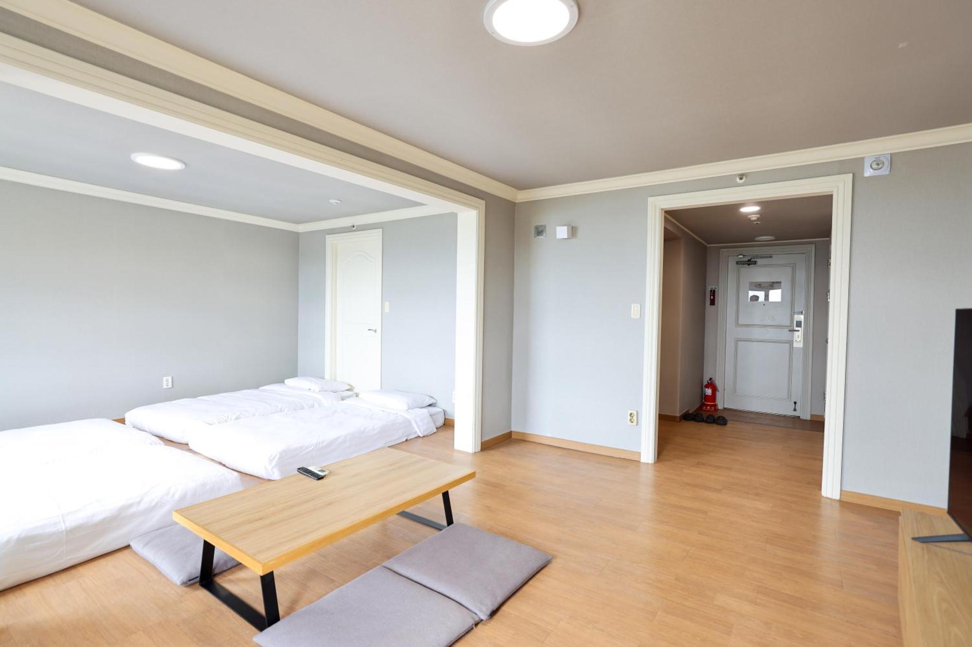 La Vie Dor Hotel And Resort, Trademark Collection By Wyndham Hwaseong Exterior photo