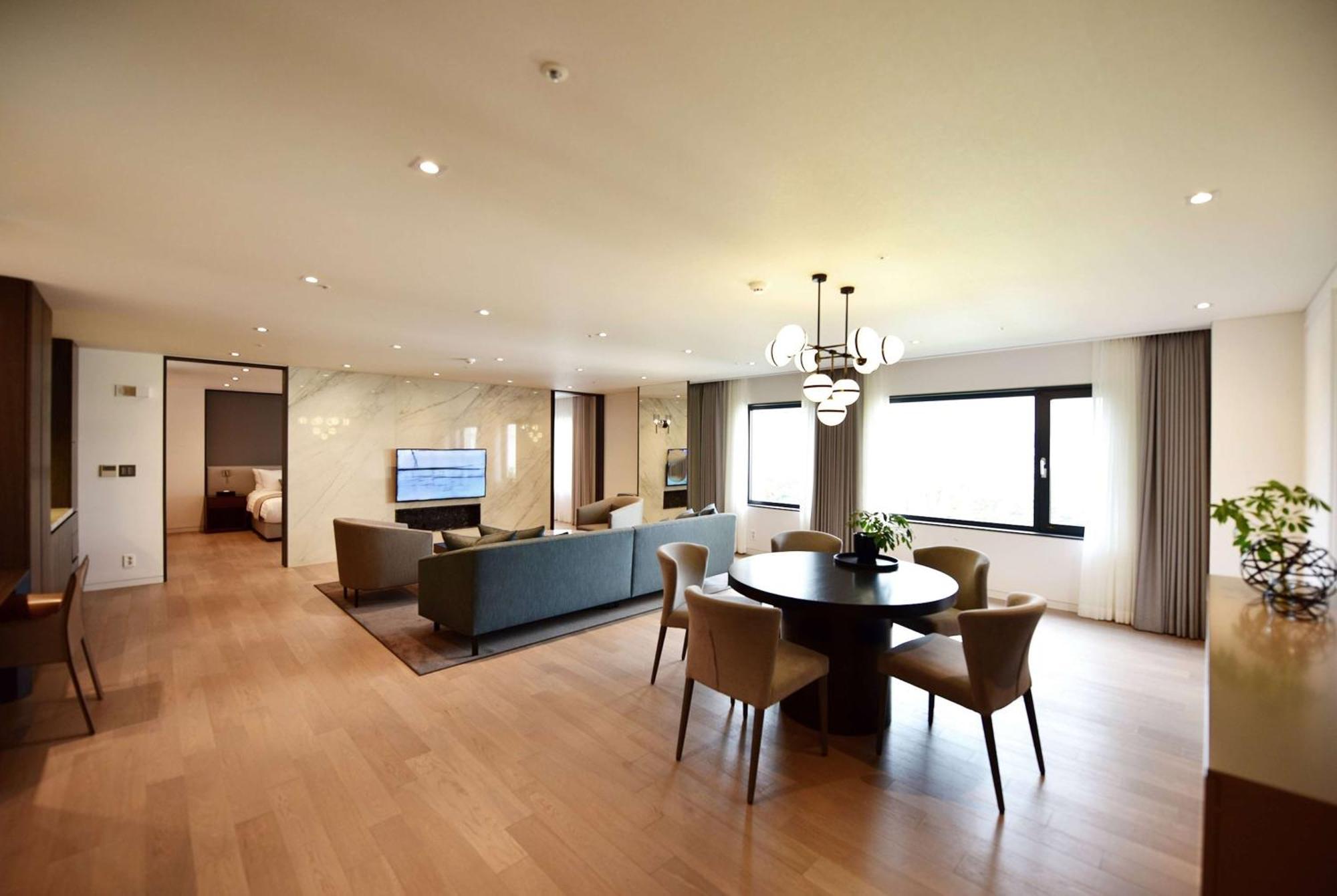 La Vie Dor Hotel And Resort, Trademark Collection By Wyndham Hwaseong Exterior photo